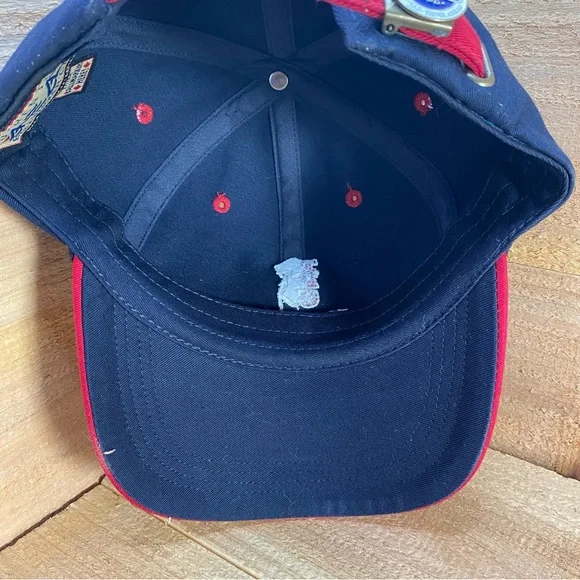 TPC Valencia Golf Ahead Hat with Magnetic Ball Markers, Golf Balls, Divot Tools - Picture 7 of 11